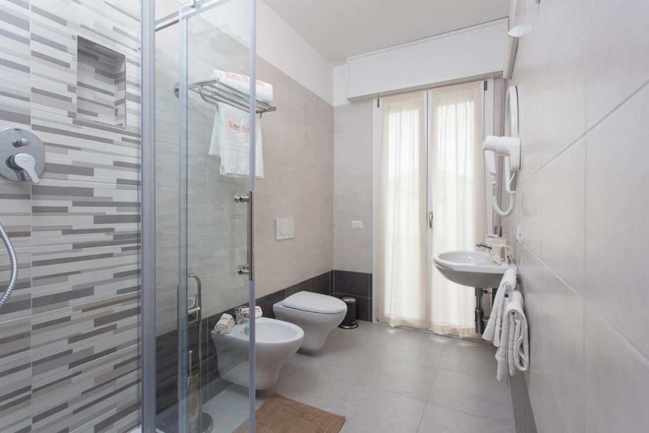 Hotel Riz Cervia Kültér fotó